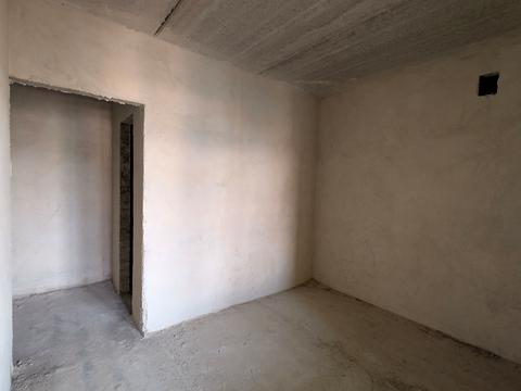 1860744526385239