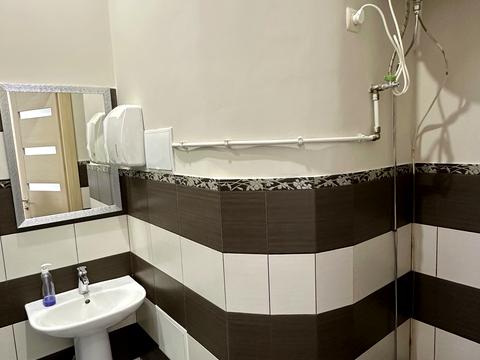 комерційна за адресою Левандовська вул. (Аніщенка), 8/15-А