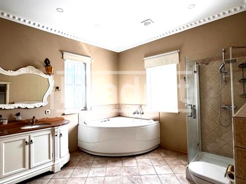 будинок за адресою Садова, 2Б