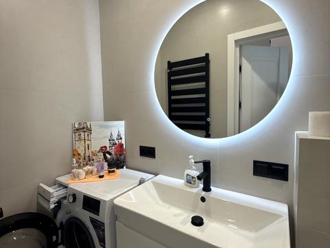 дом по адресу Молодёжная ул.