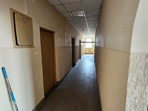 комерційна за адресою Промислова вул., 10