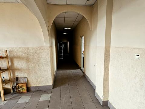 комерційна за адресою Промислова вул., 10