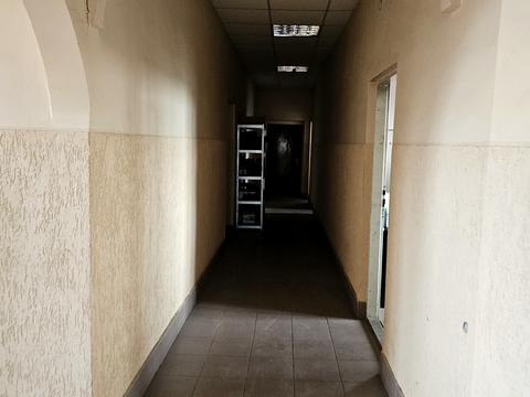 комерційна за адресою Промислова вул., 10