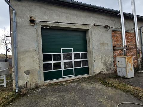 комерційна за адресою Промислова вул., 10