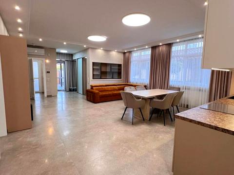 дом по адресу Виноградов, Копанская ул.