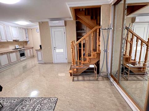 дом по адресу Виноградов, Копанская ул.