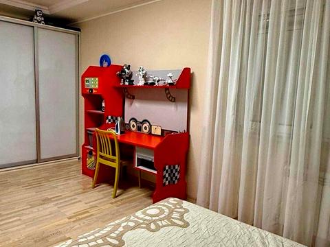 квартира по адресу Кондратюка Юрия ул., 5