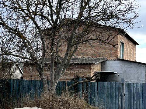 дом по адресу Василия Быкова ул. (Волгоградська)