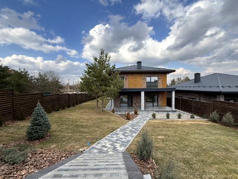 будинок за адресою Центральна вул.