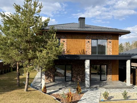 будинок за адресою Центральна вул.