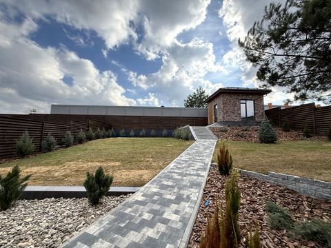 будинок за адресою Центральна вул.