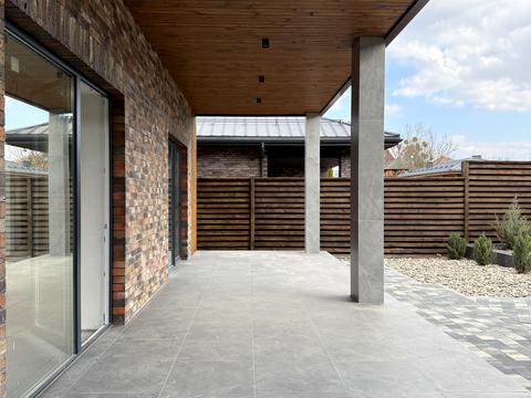 будинок за адресою Центральна вул.