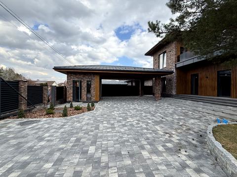 будинок за адресою Центральна вул.