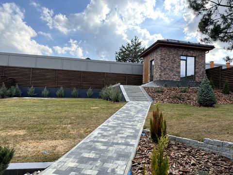 будинок за адресою Центральна вул.