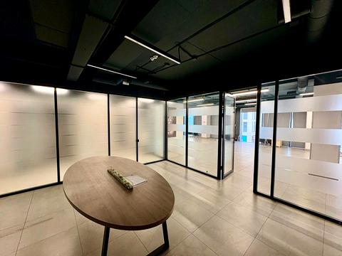 комерційна за адресою Шевченка вул., 49