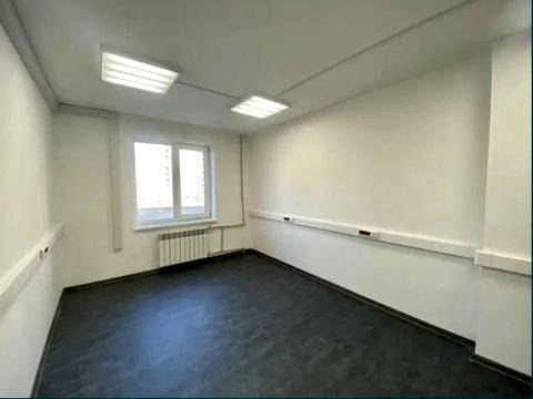 комерційна за адресою Володимира Антоновича вул. (Свердлова), 6