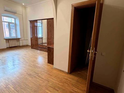 квартира за адресою Михайлівська вул., 18-А