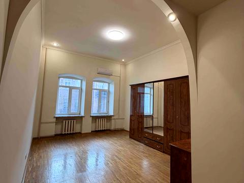 квартира за адресою Михайлівська вул., 18-А