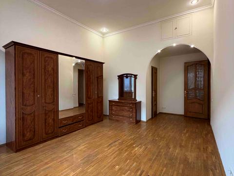 квартира за адресою Михайлівська вул., 18-А