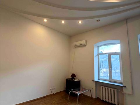 квартира за адресою Михайлівська вул., 18-А