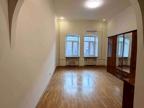 квартира за адресою Михайлівська вул., 18-А