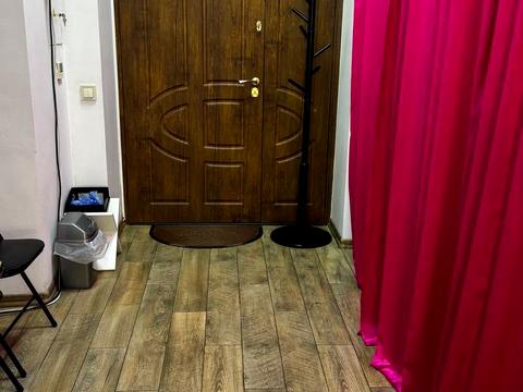 комерційна за адресою Пекарська вул., 16