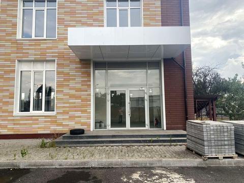 комерційна за адресою Лугова вул., 13