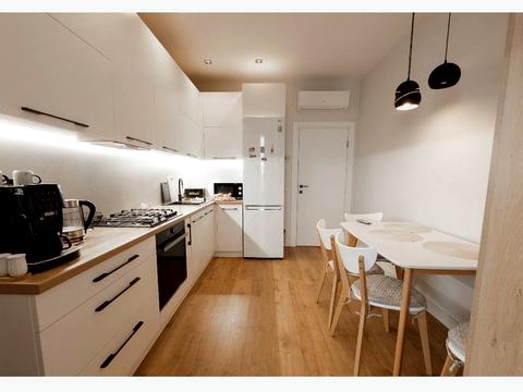 квартира за адресою Університетська вул., 25