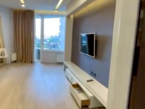 квартира за адресою Літературна вул., 1а