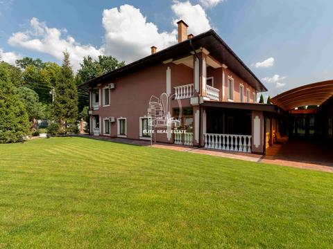 будинок за адресою Лісова вул.