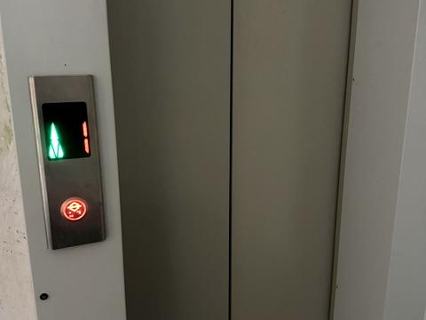 квартира за адресою Тополина вул., 3