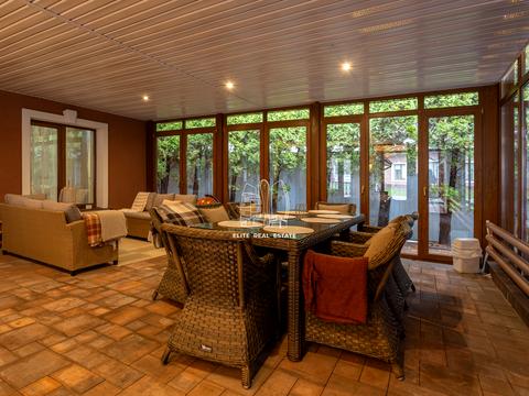 будинок за адресою Лісова вул.