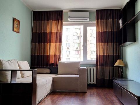 квартира за адресою Анни Ахматової вул., 43