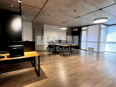 комерційна за адресою Предславинська вул., 57