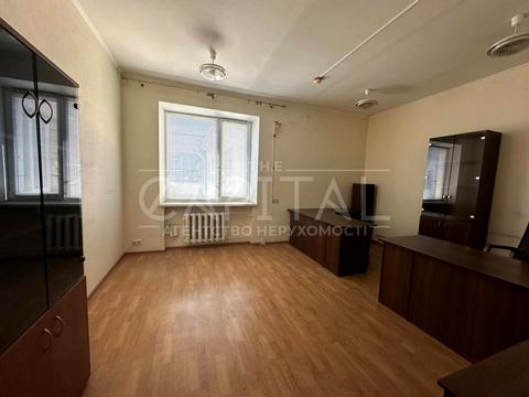 коммерческая по адресу Амвросия Бучмы бульв., 5