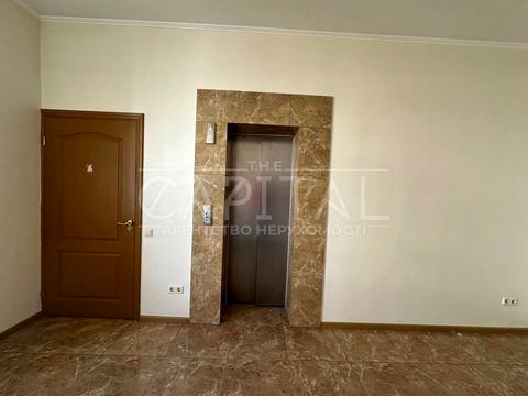 коммерческая по адресу Амвросия Бучмы бульв., 5