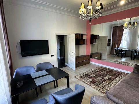 квартира за адресою Пантелеймона Куліша вул., 11