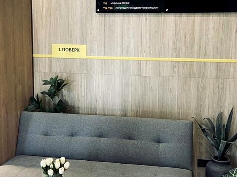 комерційна за адресою Небесної Сотні просп. (Маршала Жукова), 100/1