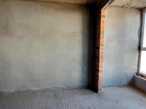 1860801819233404