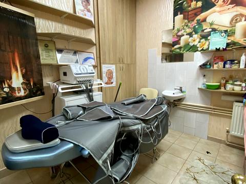 комерційна за адресою Пастера вул., 17