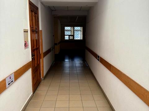 комерційна за адресою Каштанова вул., 6