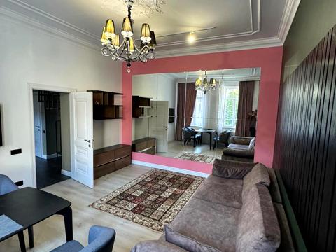 квартира за адресою Пантелеймона Куліша вул., 11