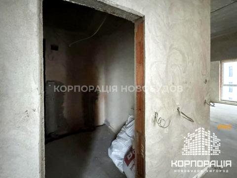 квартира за адресою Волошина, 18