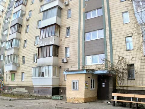 кімната за адресою Івана Микитенка вул., 27