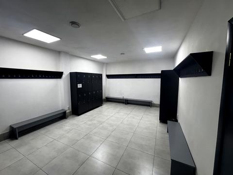 комерційна за адресою Героїв УПА вул., 73