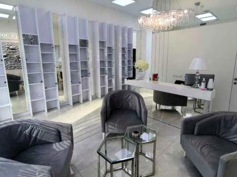 коммерческая по адресу Львовская ул., 15б