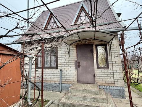 будинок за адресою Алмазна вул. (Погребняка), 8