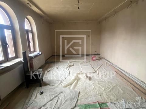 будинок за адресою Стадіонна