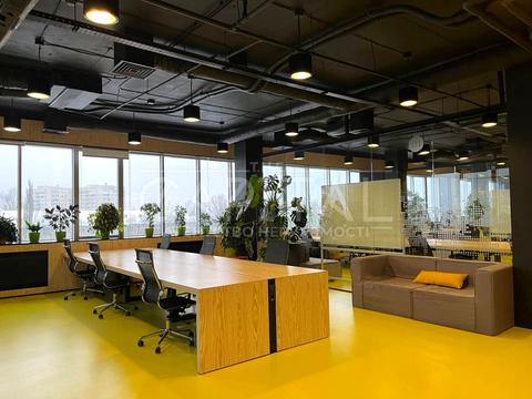 комерційна за адресою Вацлава Гавела бульв. (Івана Лепсе), 6 Б