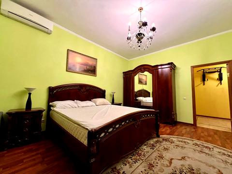 квартира за адресою В'ячеслава Чорновола вул., 25